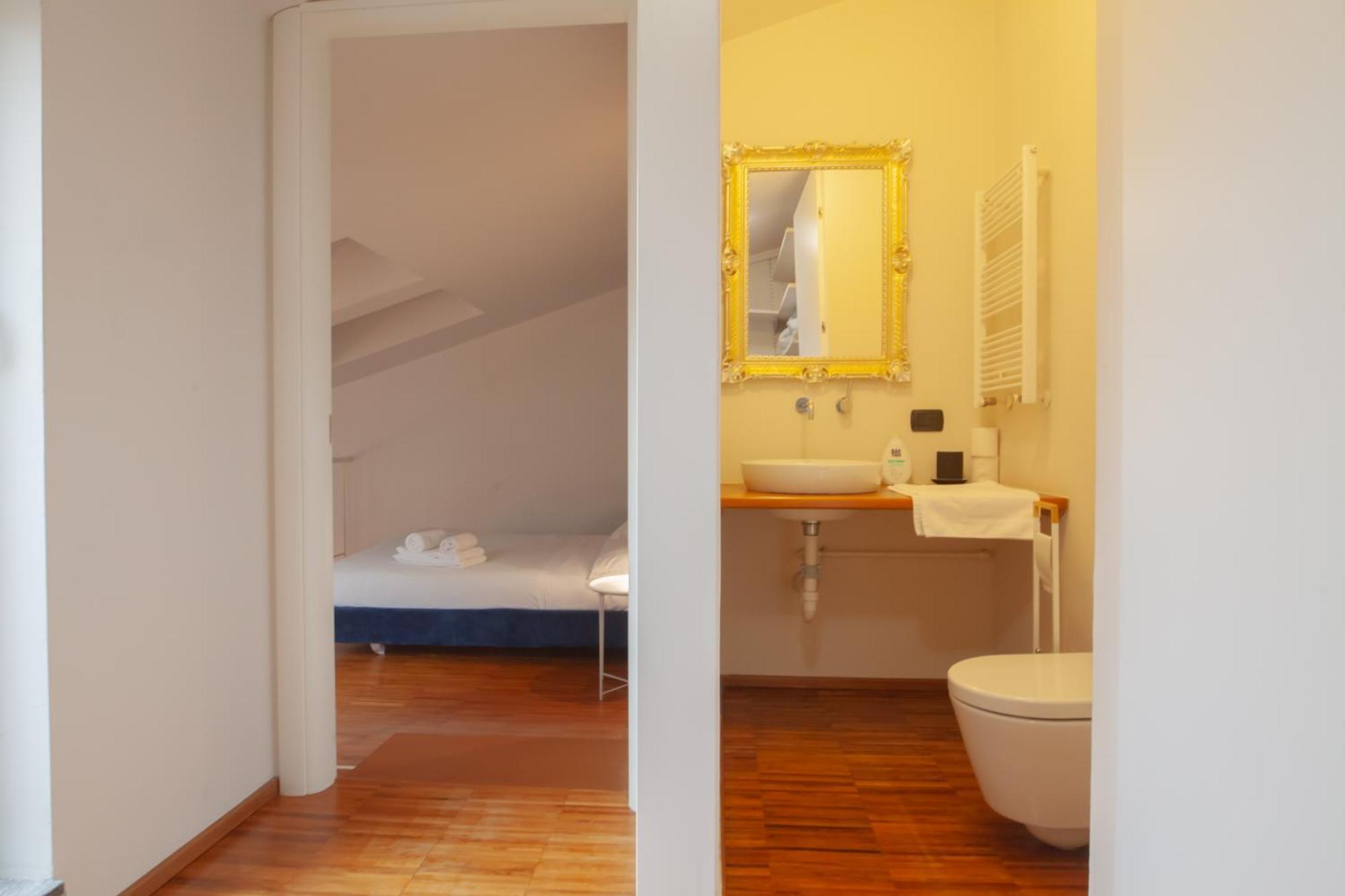 Navigli Design Apartment With Balcony Milano Exterior foto